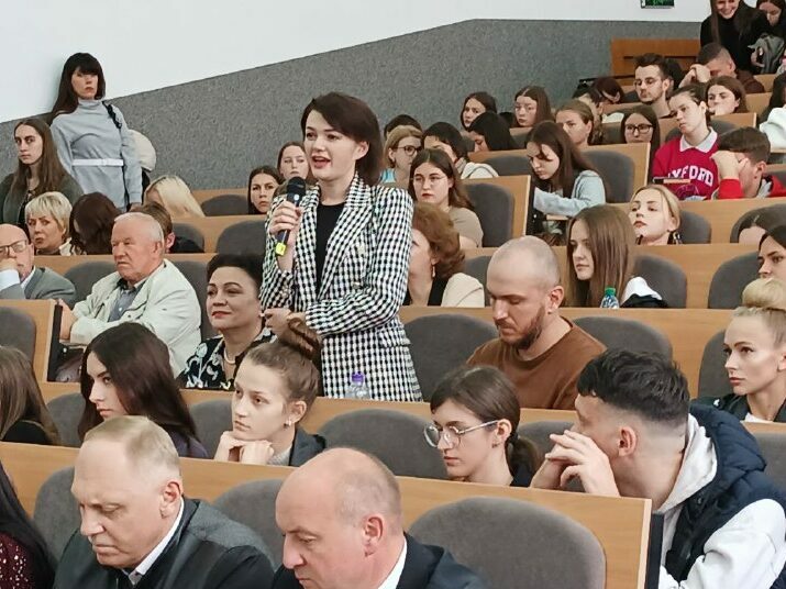 2171e2ed-d05b-4313-9033-0145ee12619e-715x600