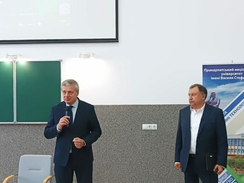 91cec377-393d-4006-a389-9f350fcd7de7-940x788