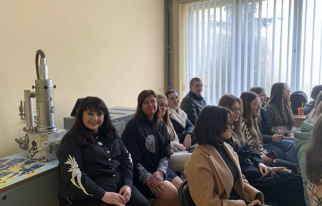 81df43a3-f619-44eb-b78a-dc0827a877ea – копія