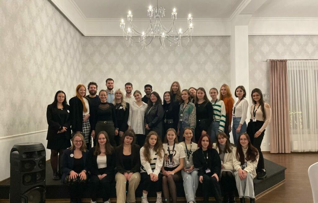 photo1699828097-1-1024x768