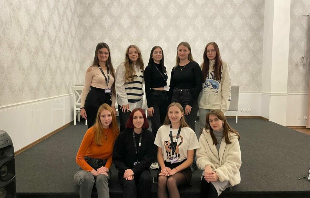 photo1699828097-1024x768